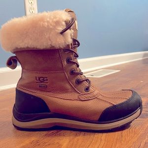 Women’s Ugg’s Adirondack III boots